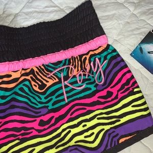 NWOT Roxy board shorts size M/L